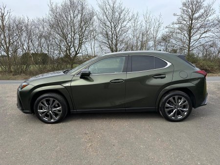 LEXUS