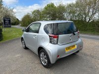 TOYOTA IQ
