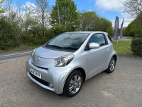 TOYOTA IQ