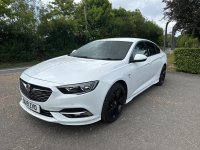VAUXHALL INSIGNIA